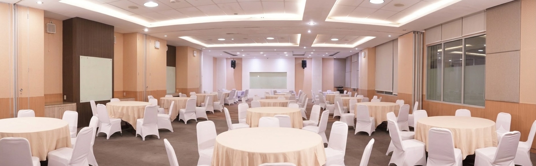 Meeting room Wisata Niaga Hotel